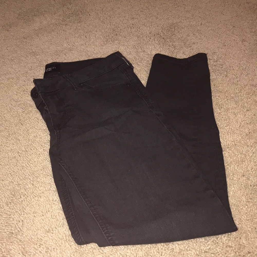 Black jeggings